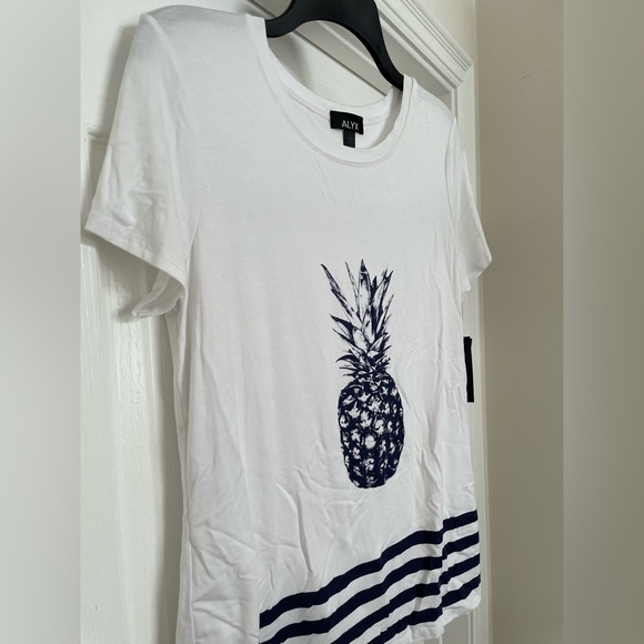 Alyx Cruise Control short sleeve top size Large- white with navy pineapple NWT - Picture 2 of 6